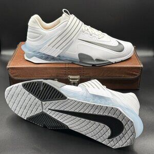 Nike Savaleos 'White Black' Sample